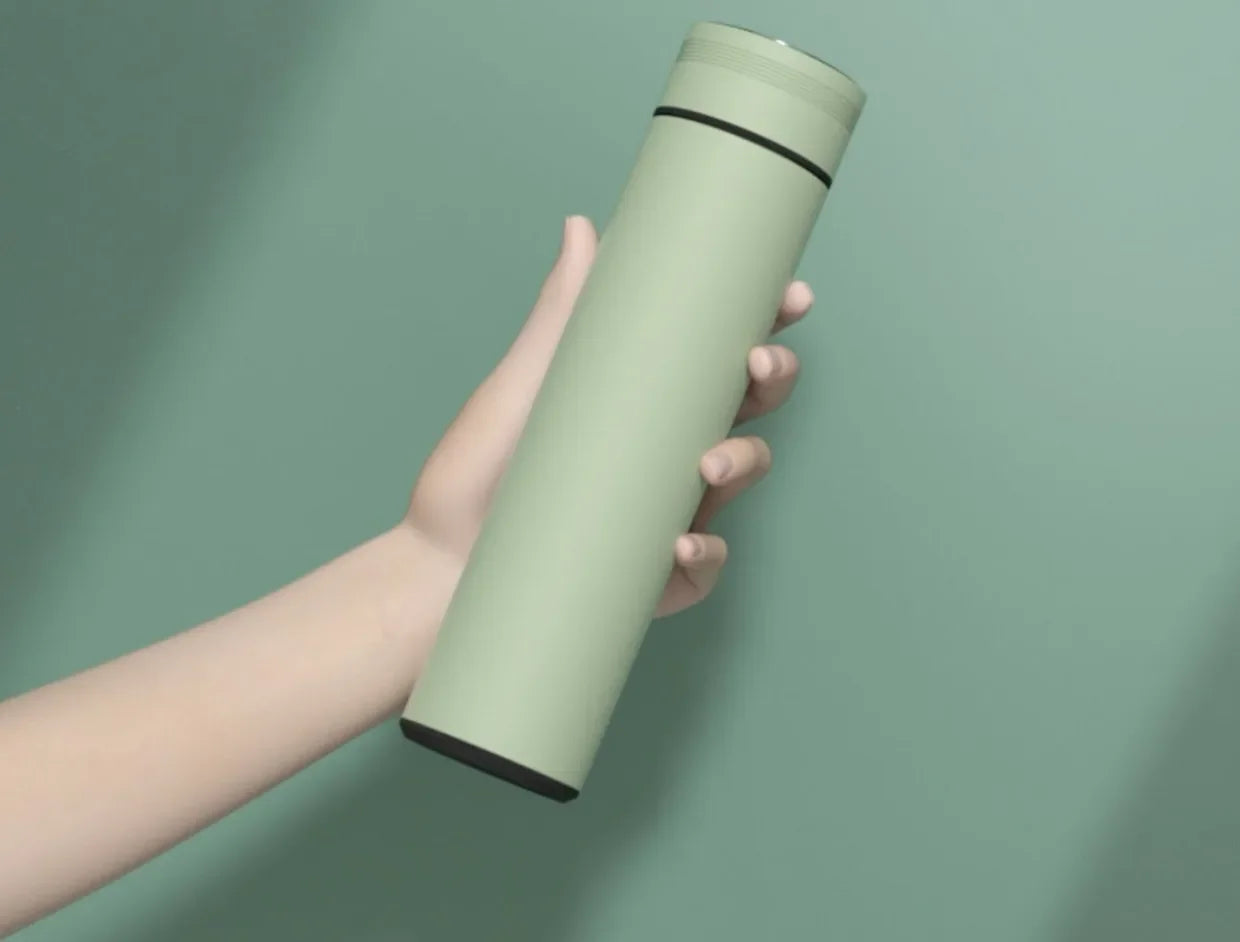 Thermosbecher 500ml – Edelstahl, Temperaturanzeige & 24h Isolierung