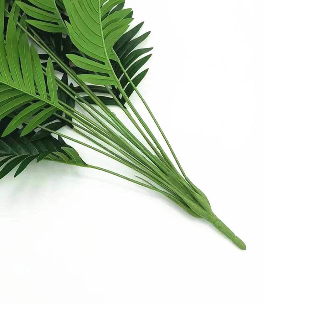 Kunstpalme Monstera – Tropische Dekopflanze für Innen & Außen (60–80 cm)